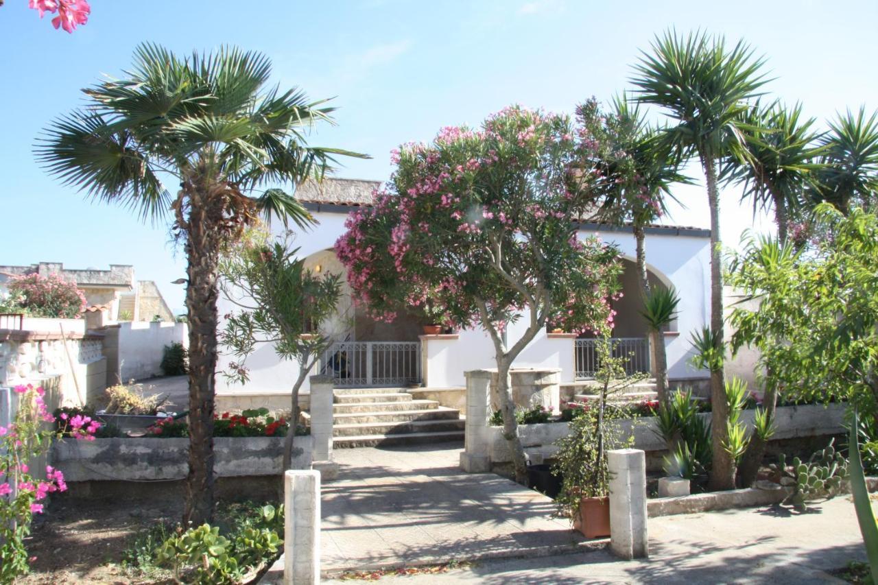 Villa La Casa Di Dario Monacizzo Exterior foto